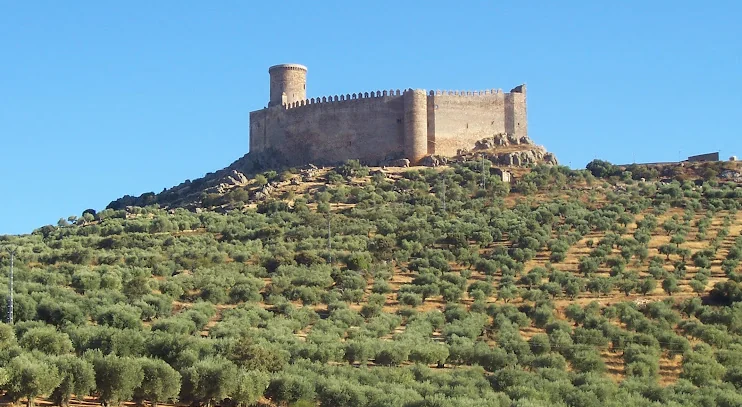 Castillo de Puebla de Alcocer en Puebla de Alcocer: Castillo