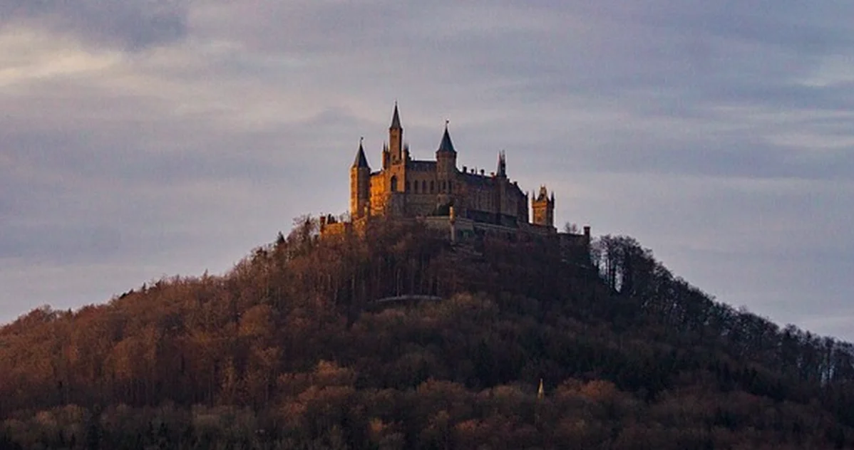 Elige los mejores castillos de Guipúzcoa sin desvíos
