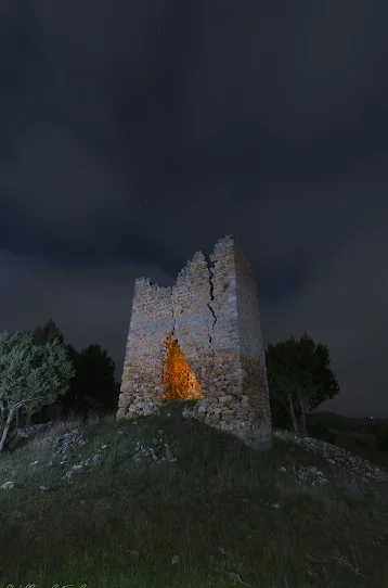 La Torrecilla de Establés en Establés: Castillo